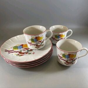 Festive Santa Plate with Balloons 4 Plates 3 Cups